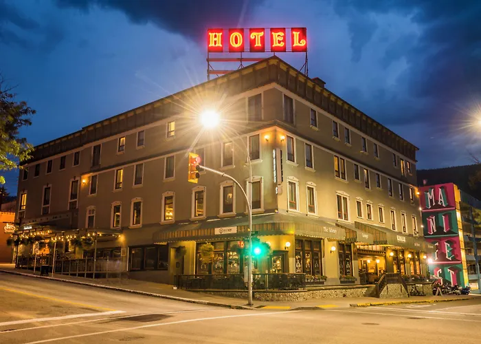 Hume Hotel & Spa